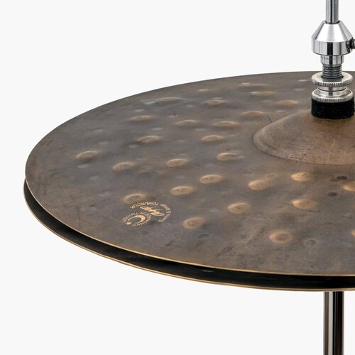 Platillos Hi-hats de 13 Agop XIST Dry Dark XDDH13 ISTANBUL 
