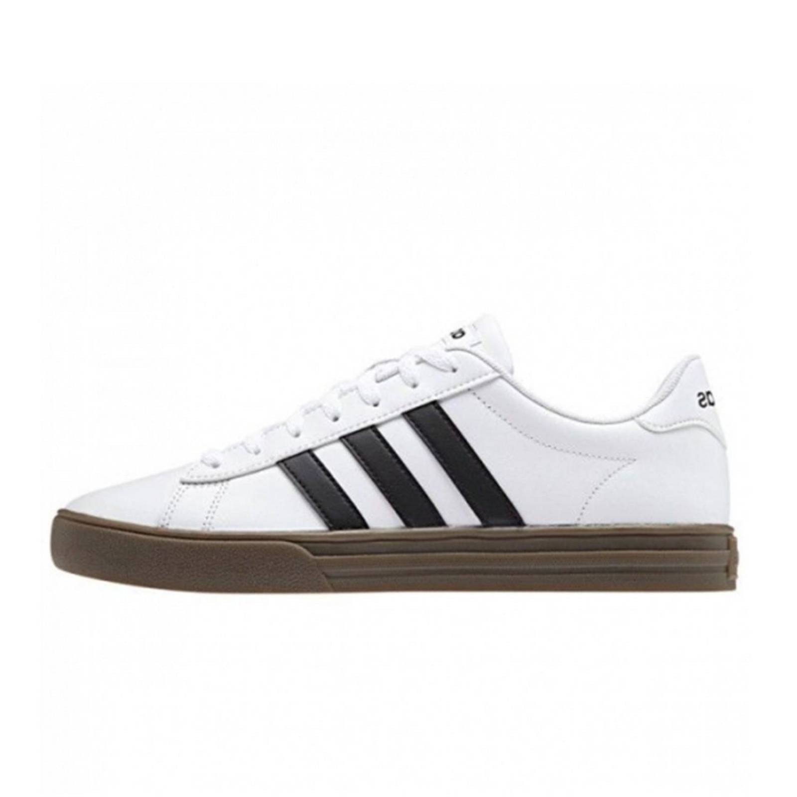 Adidas daily team outlet hombre