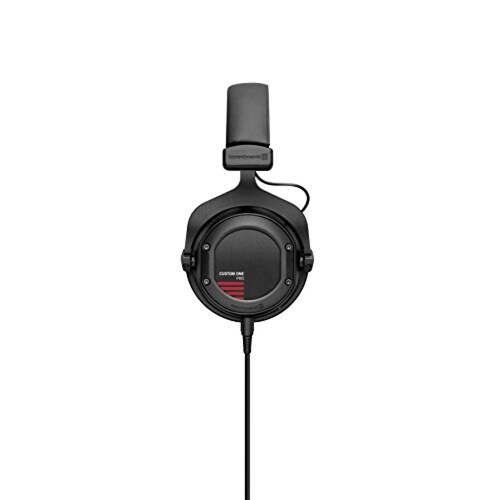 beyerdynamic Custom One Pro Plus Auriculares con kit de accesorios y micrófono en cable