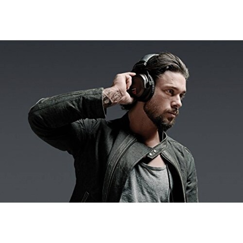 beyerdynamic Custom One Pro Plus Auriculares con kit de accesorios y micrófono en cable
