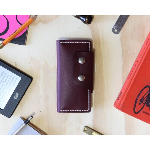 Cartera Larga con 2 botones Vino