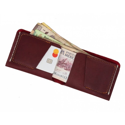 Cartera diagonal  color vino