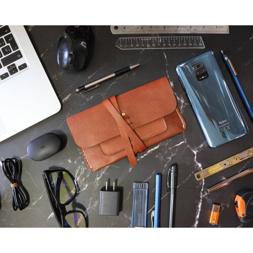 Cartera con tira larga Café