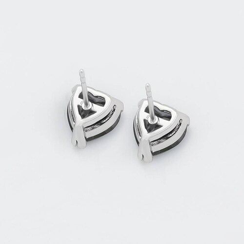 CRISTAL AMOR - Aretes Broquel Corazon Cristal Onix Oro 14k Laminado 