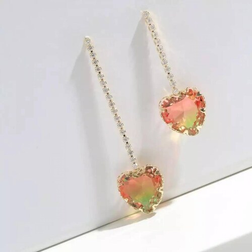 CRISTAL AMOR - Aretes Cristal Dispar Largos Corazón Oro Laminado 14k Verde