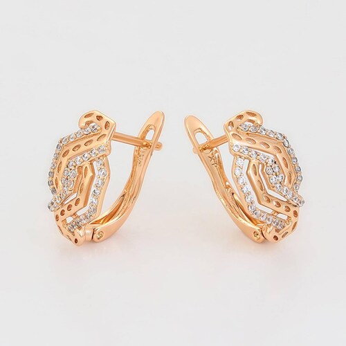 CRISTAL AMOR - Elegantes Aretes Con Swarovski Diseño Grecas Oro 14k Laminado 