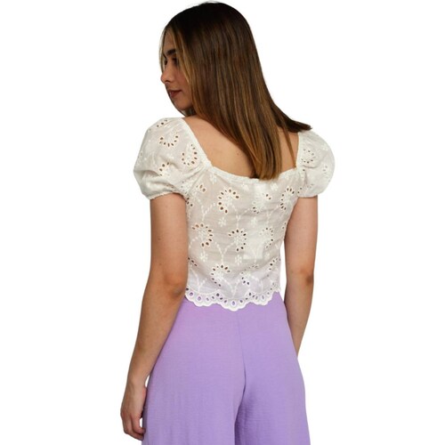 Blusa bordada juvenil, modelo 0365 (Blanco) .