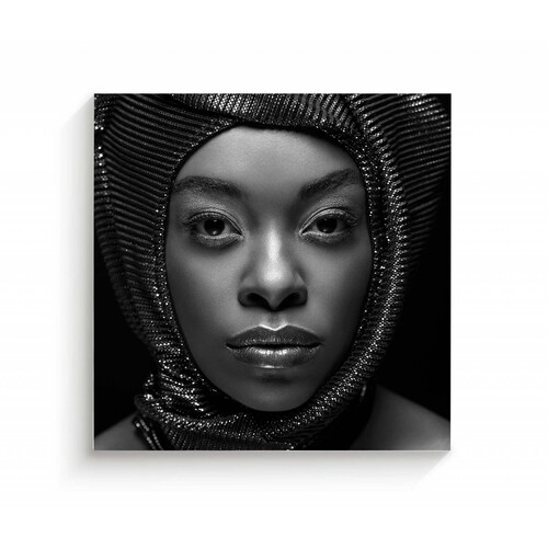 Cuadro Decorativo Retrato de mujer, blanco y negro 100x100