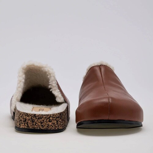 PANTUFLA SUECA de Via moda Para Mujer Cafe PEYTON T7