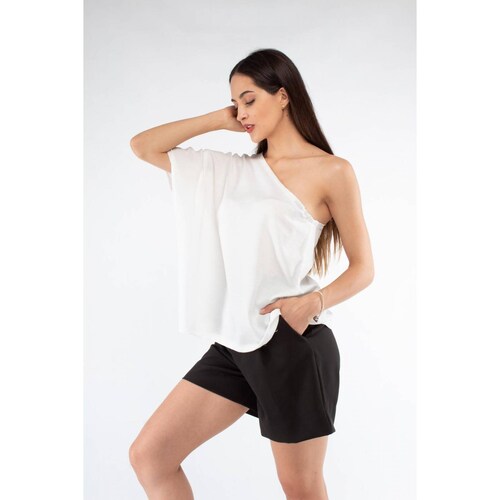 Blusa corte asimétrico de un hombro, AMAD para dama 