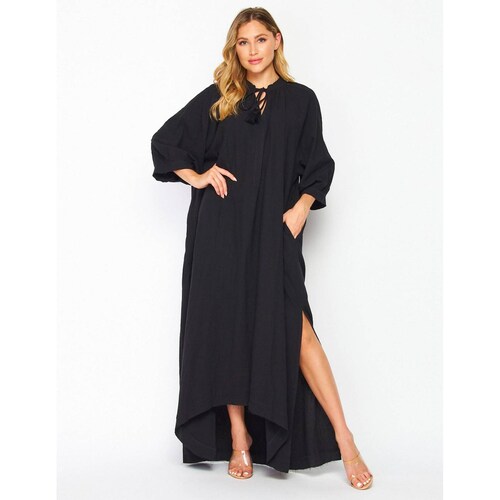 Vestido oversize negro con bolsas 