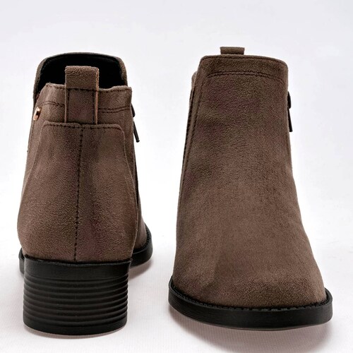 BOTIN GAMUZA TACON CUADRADO Para Mujer Step gio 1100, Color CAMEL CE V7