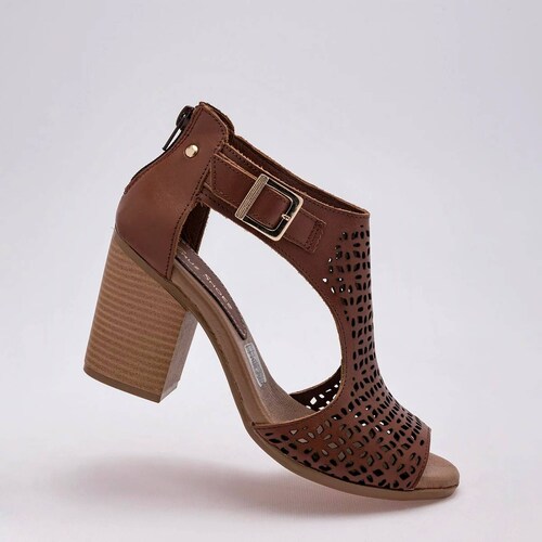 ZAPATILLA CALADA Para Mujer Cruz shoes 1291, Color Cafe CE V7
