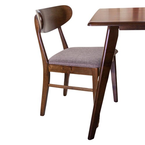 Comedor Minimalista de Madera con 6 Sillas Bossa Diphy.