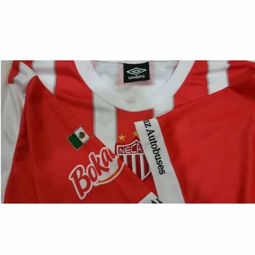 Jersey Umbro Rayos Necaxa Local 16-17 Hombre.