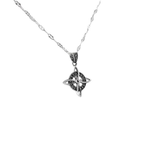 Collar Granito Cafe Nudo De Bruja Hecho en Tailandia S925 2.8 cm x 2 cm Plateado Alto / Ancho 2.8 cm x 2 cm