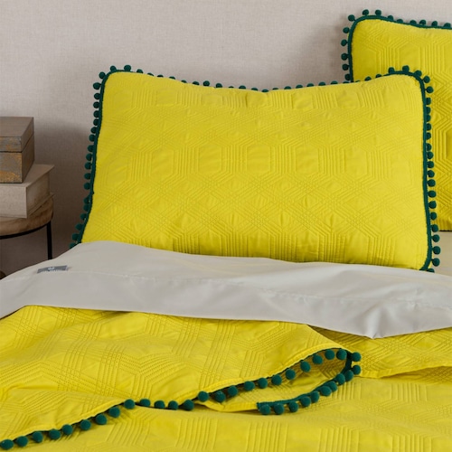 Edredón Ligero con Pompones Matrimonial y Fundas de Almohada Limon Verde REAL TEXTIL.