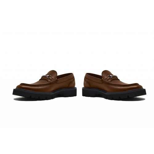 Mocasines con Hebilla Color Café 