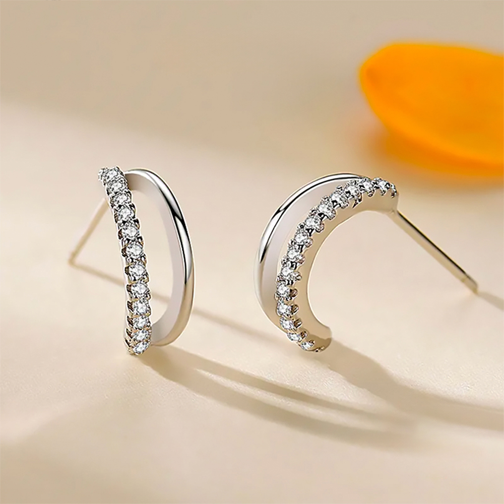 Aretes Modernos Con Incrustaciones De Circonio Plata 925.