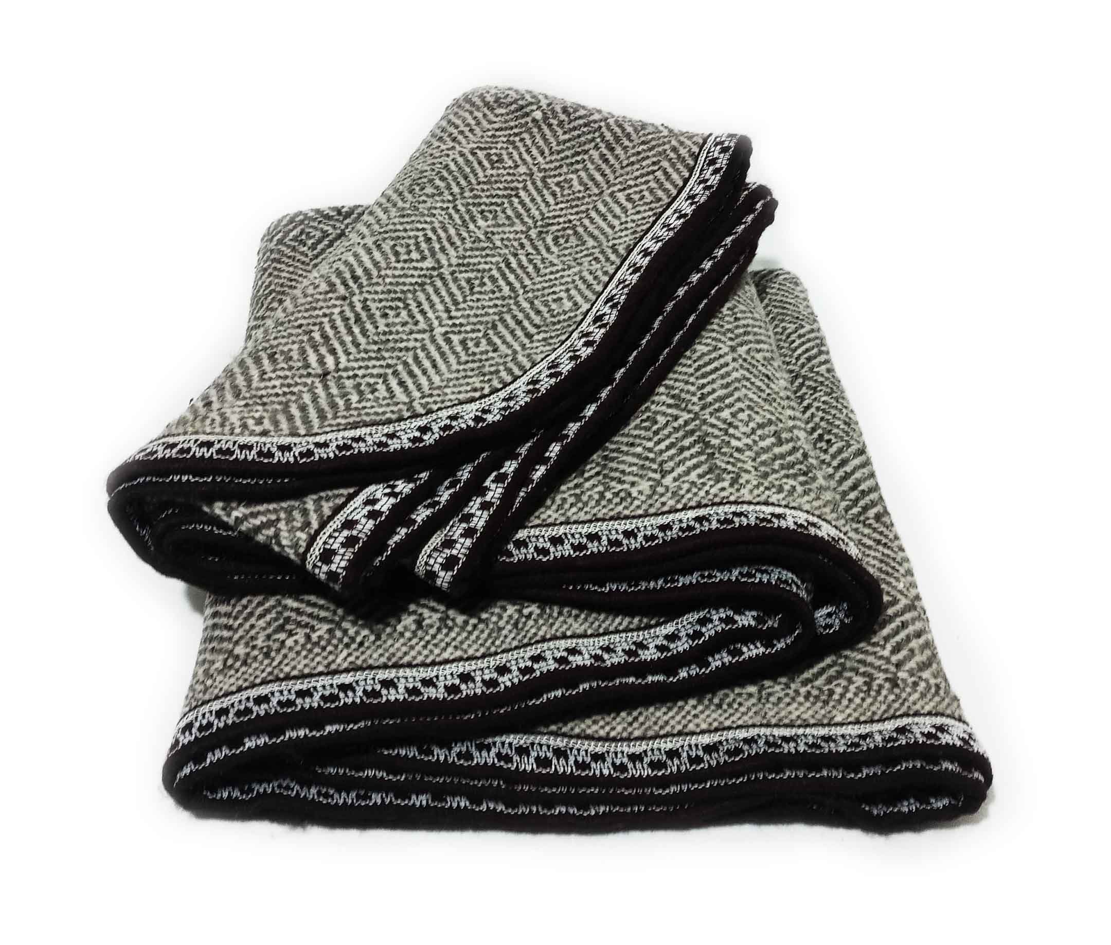 Cobertor Cobija Colcha 100% de lana natural de oveja en color gris.