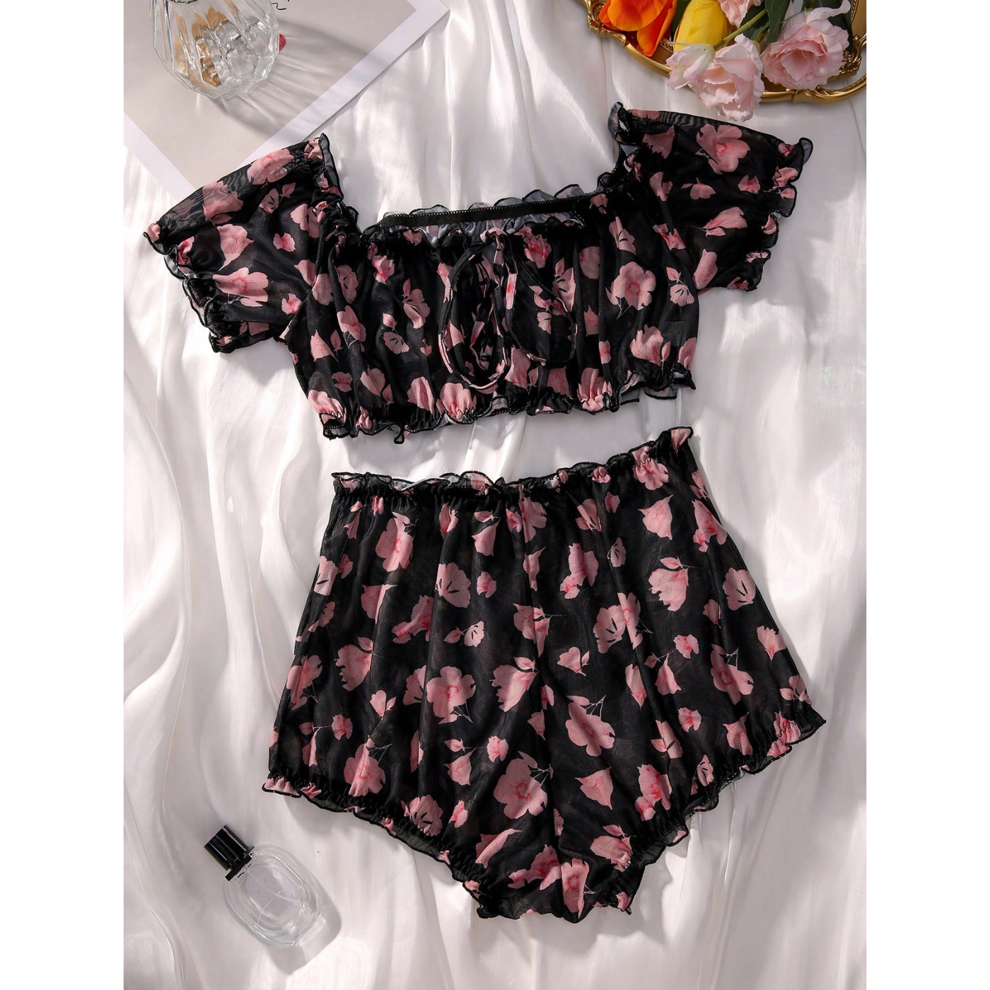 Pijama para dormir con top y short con diseño de flores para mujer