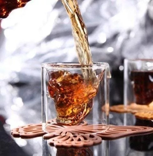 Set De Shots 4 Vasos Cristal Calavera Craneo 9 Cm (4 Pzas).