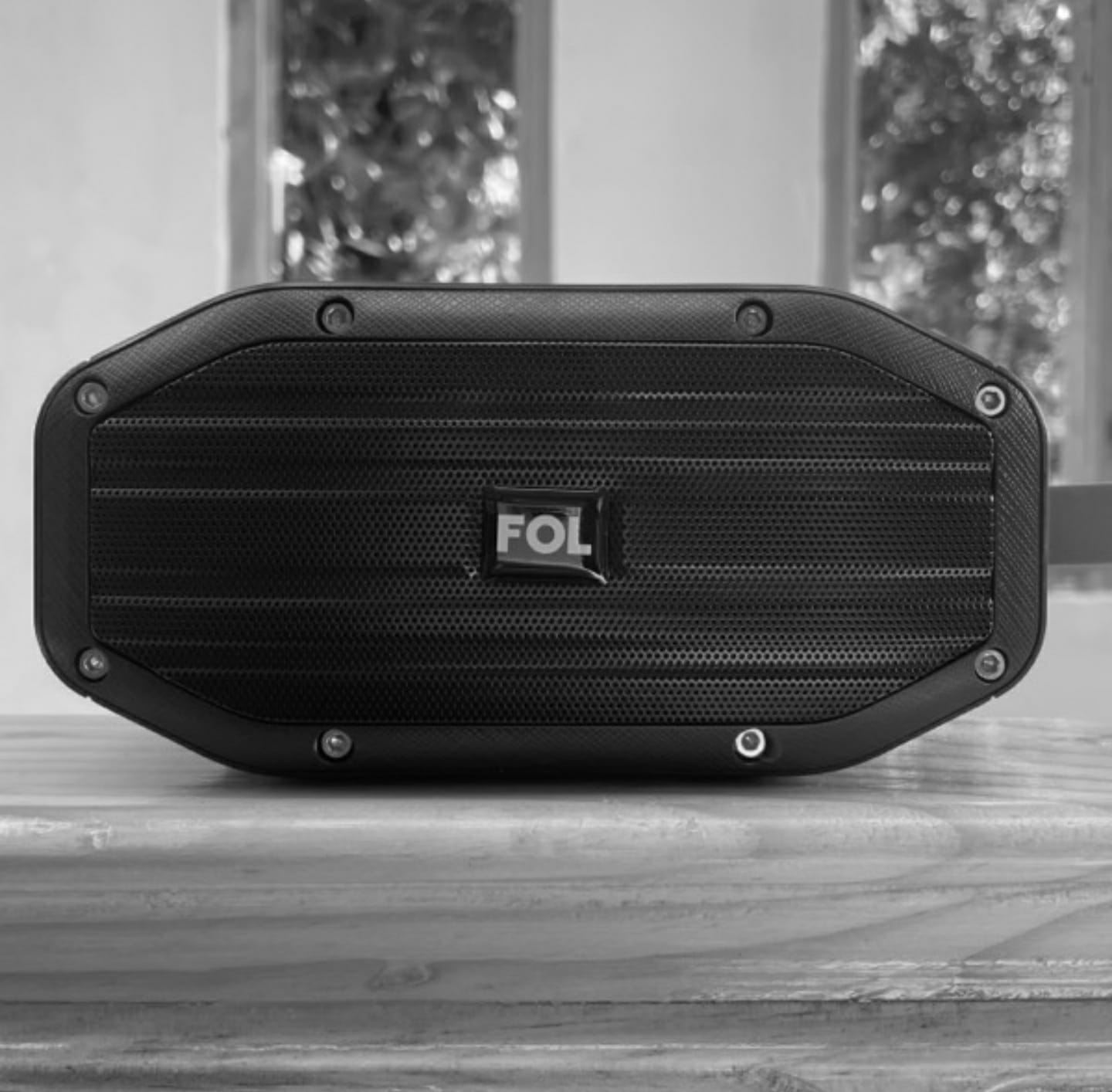 Bocina Bluetooth Fol Panel Solar Y Luz  Recargable Con Radio.