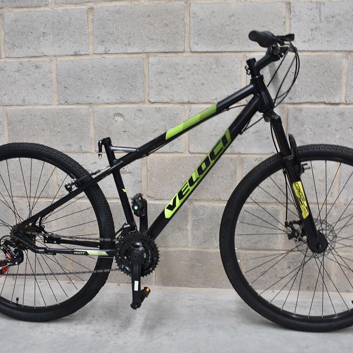 Bicicleta Veloci Usada Riot R29 Negro