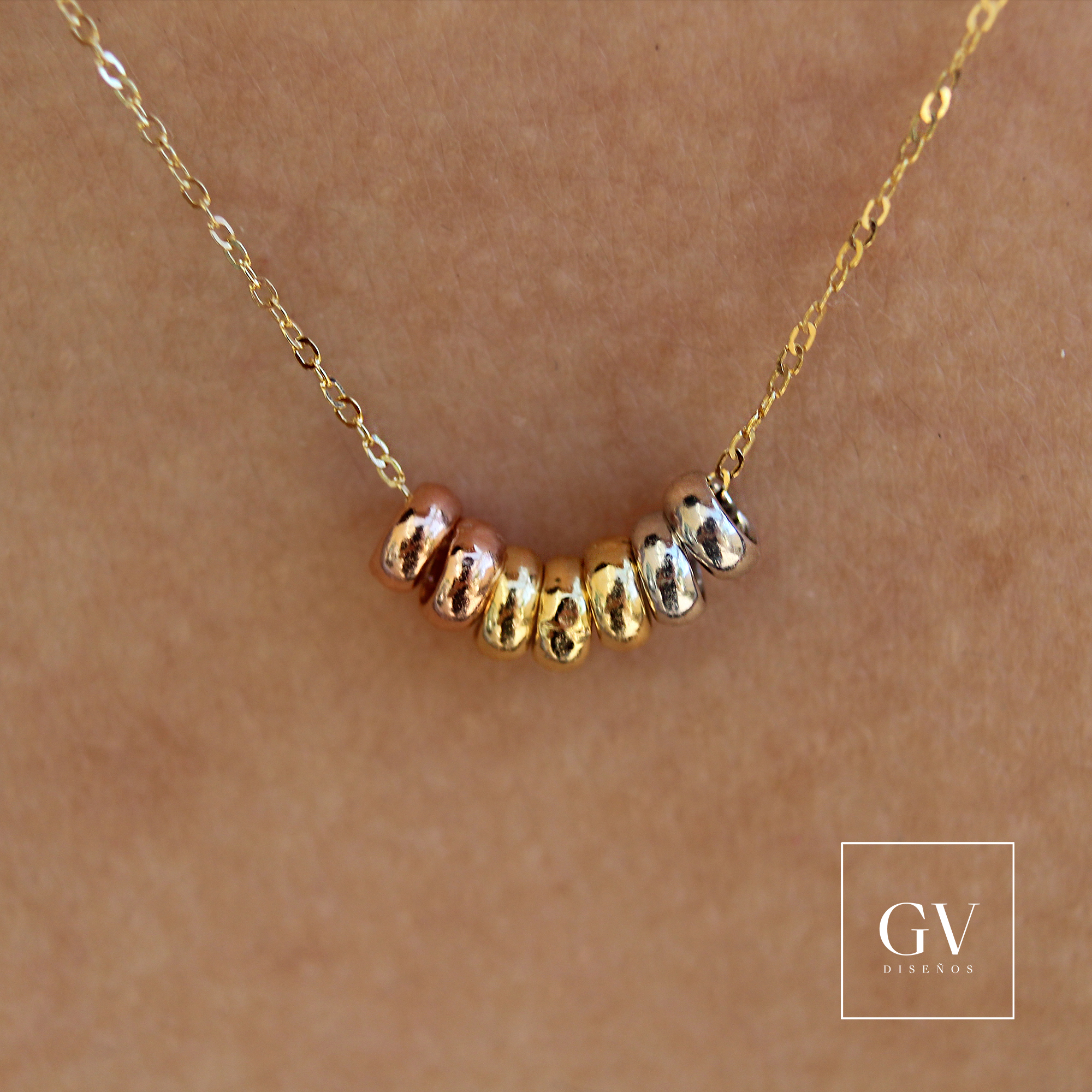 Collar Gargantilla Oro 10 Kilates Aros Semanario
