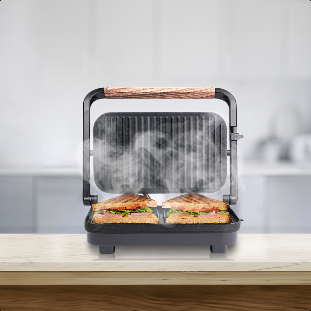 Daewoo Panini Grill para 2 rebanadas DHG-2675 con potencia de 1200W.