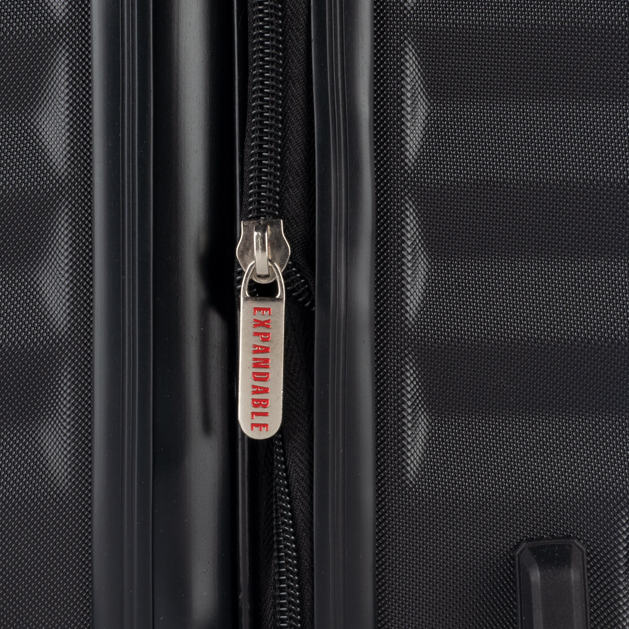 Maleta Rígida ATM Core Negro 24".