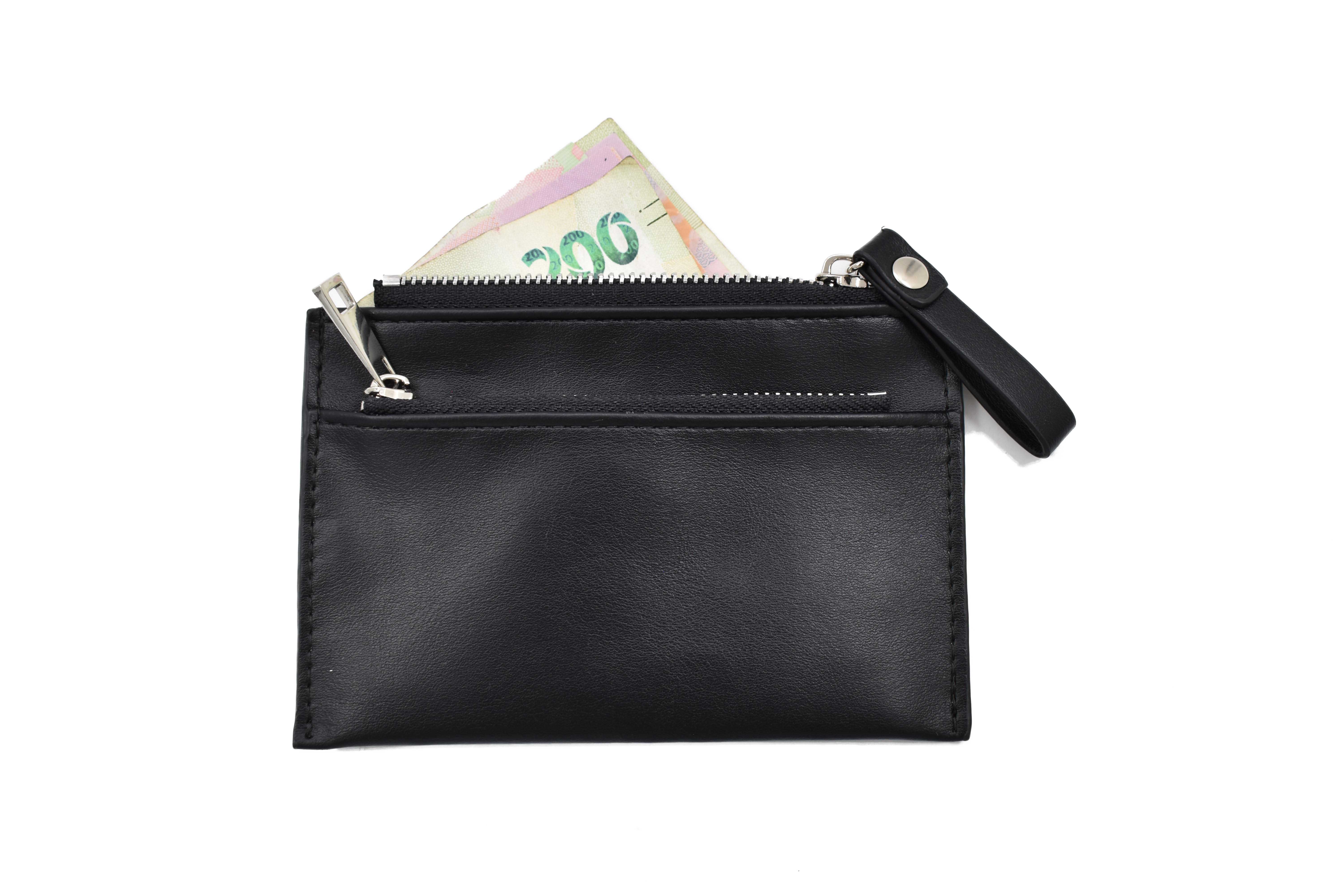ADORN, Monedero con correa color negro 
