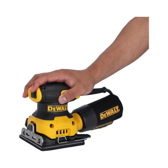 Lijadora orbital 1/4 de hoja DWE6411 DeWalt.