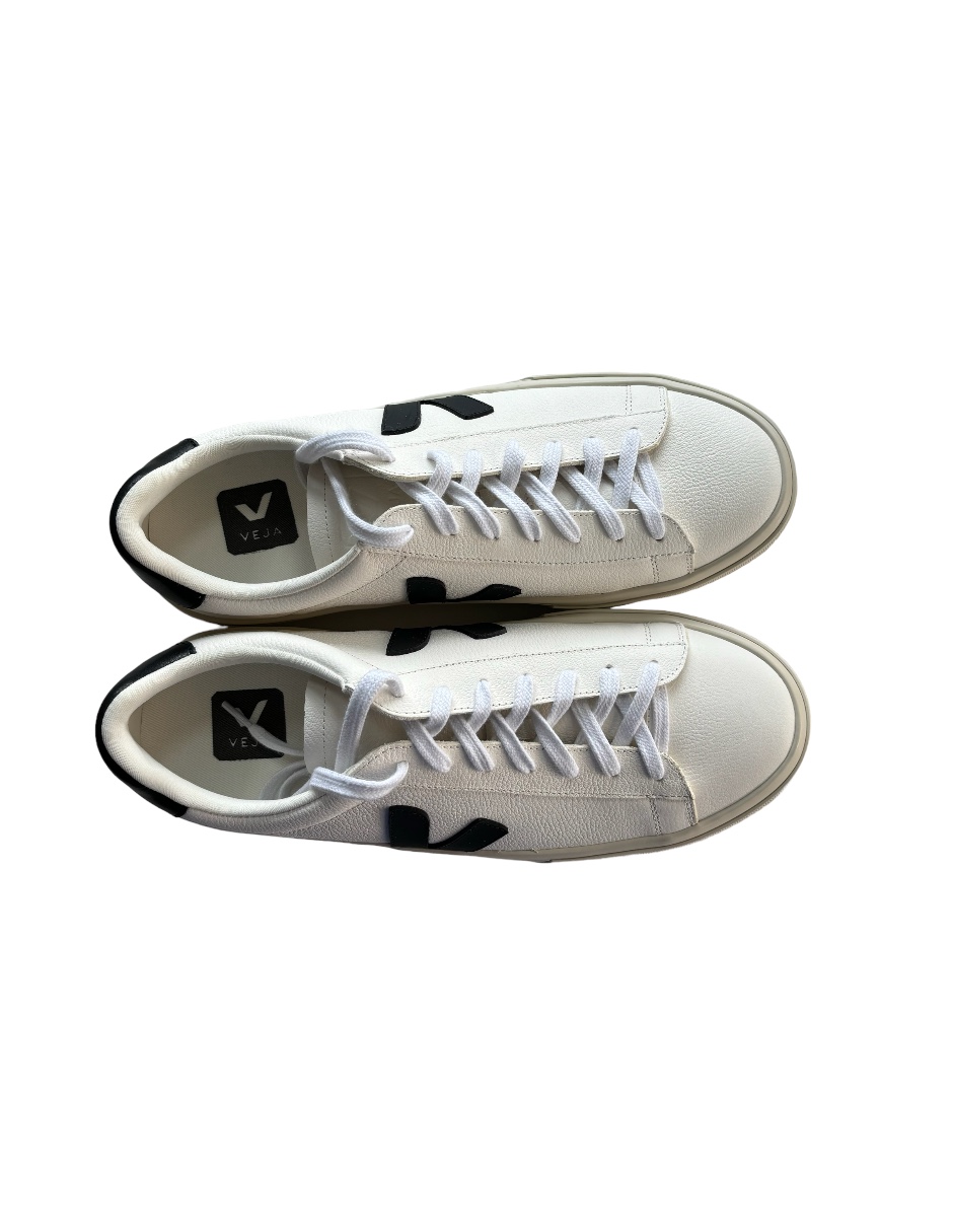 Tenis VEJA de campo para hombre talla 27