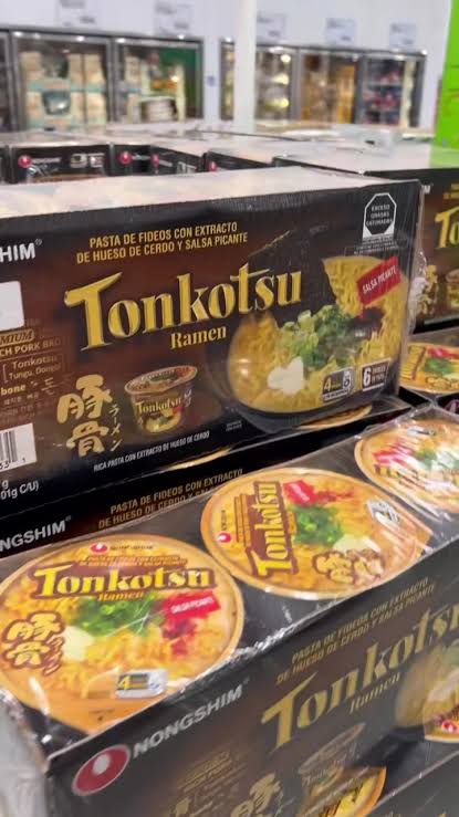 Nongshim Tonkotsu Ramen 6 pzas de 101 g Sopa Ramen instantanea 4 minutos.