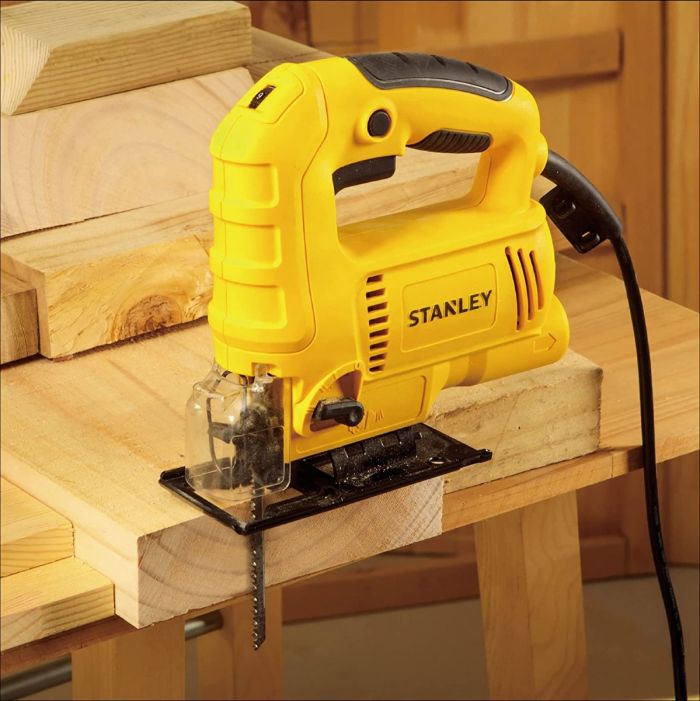 SIERRA CALADORA 600W VV SJ60K STANLEY.