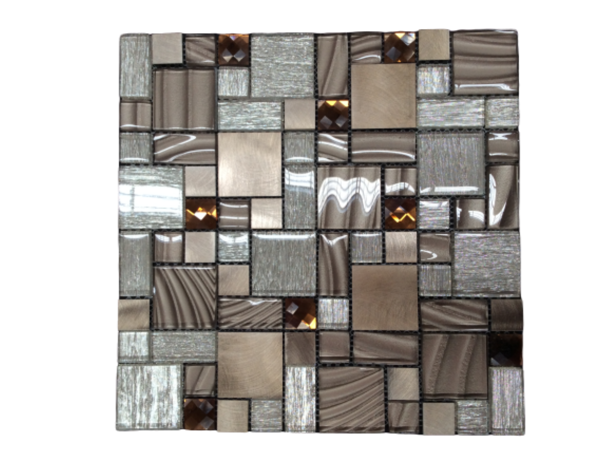 Malla o Mosaico Decorativo de vidrio y aluminio SUA, medida 30 x 30 cms. (base por altura). Diseño en tonos café, plata y cobrizo con detalles en relieve. Caja de 5 piezas.