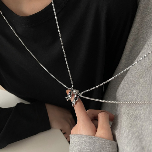 Collar 925 En Plata Con Dije Los Vengadores Spiderman Red