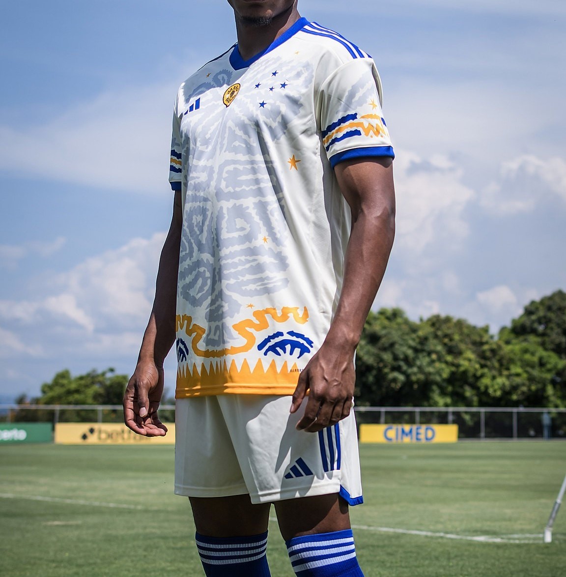 Nuevo! Jersey Cruzeiro de Brasil 2023/2024 Edicion Especial Blanco Talla S.
