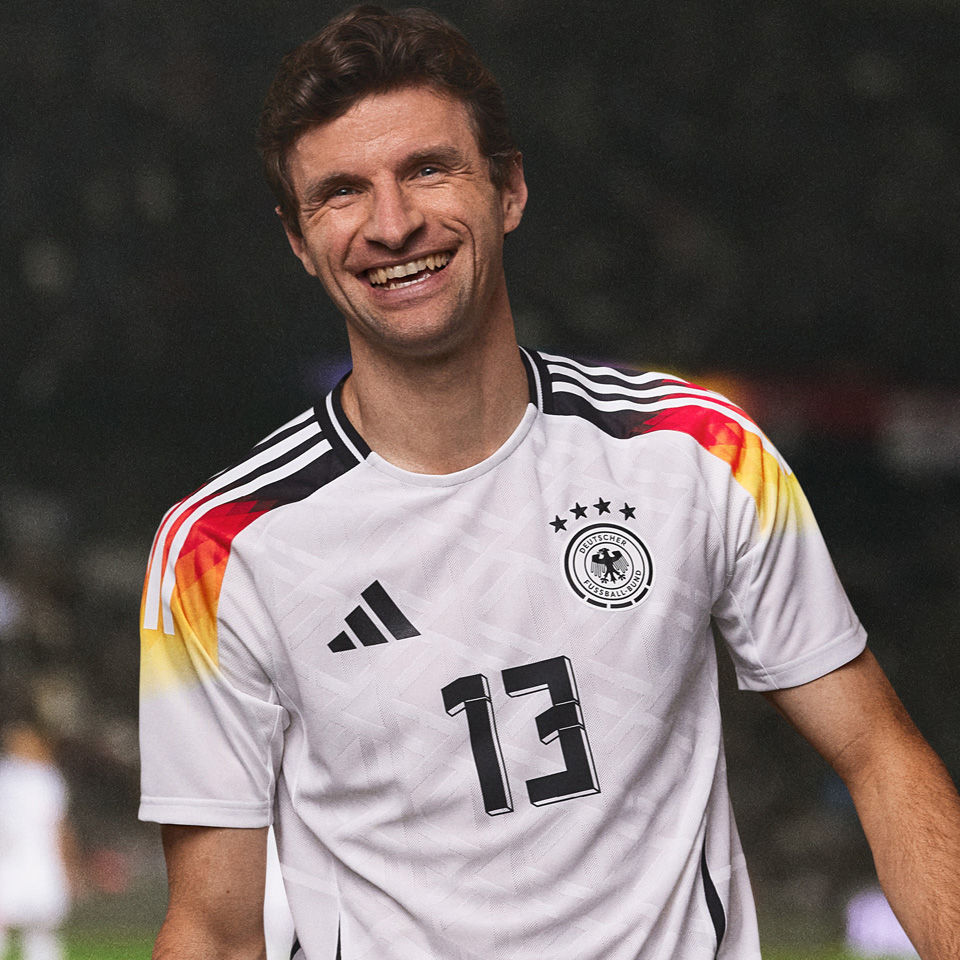 Nuevo! Jersey Alemania Eurocopa 2024/2025 Titular Local Blanca Muller 13 Talla S.
