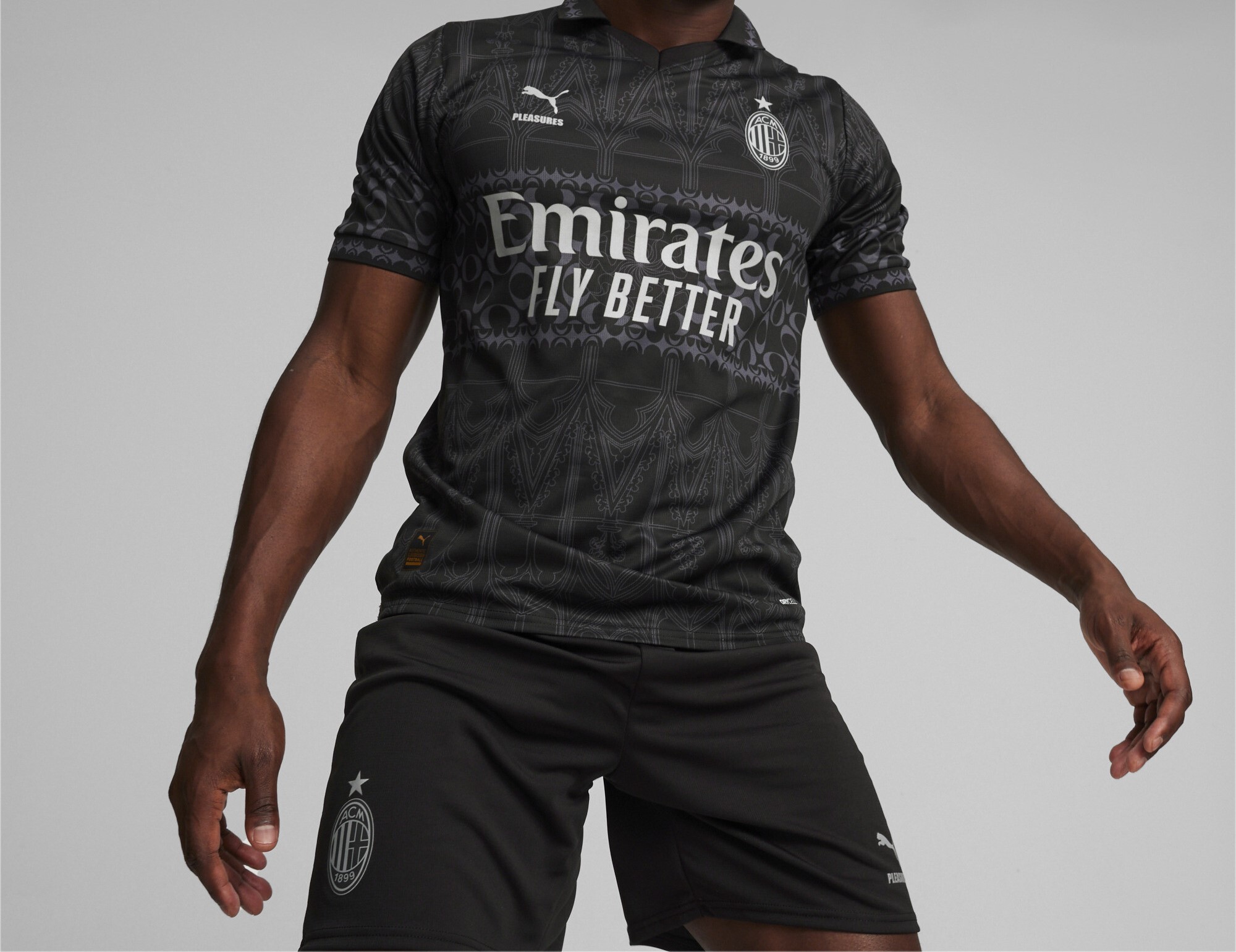 Nuevo! Jersey AC Milan 2024/2025 Edicion Especial Pleasures Negro Black Talla S.