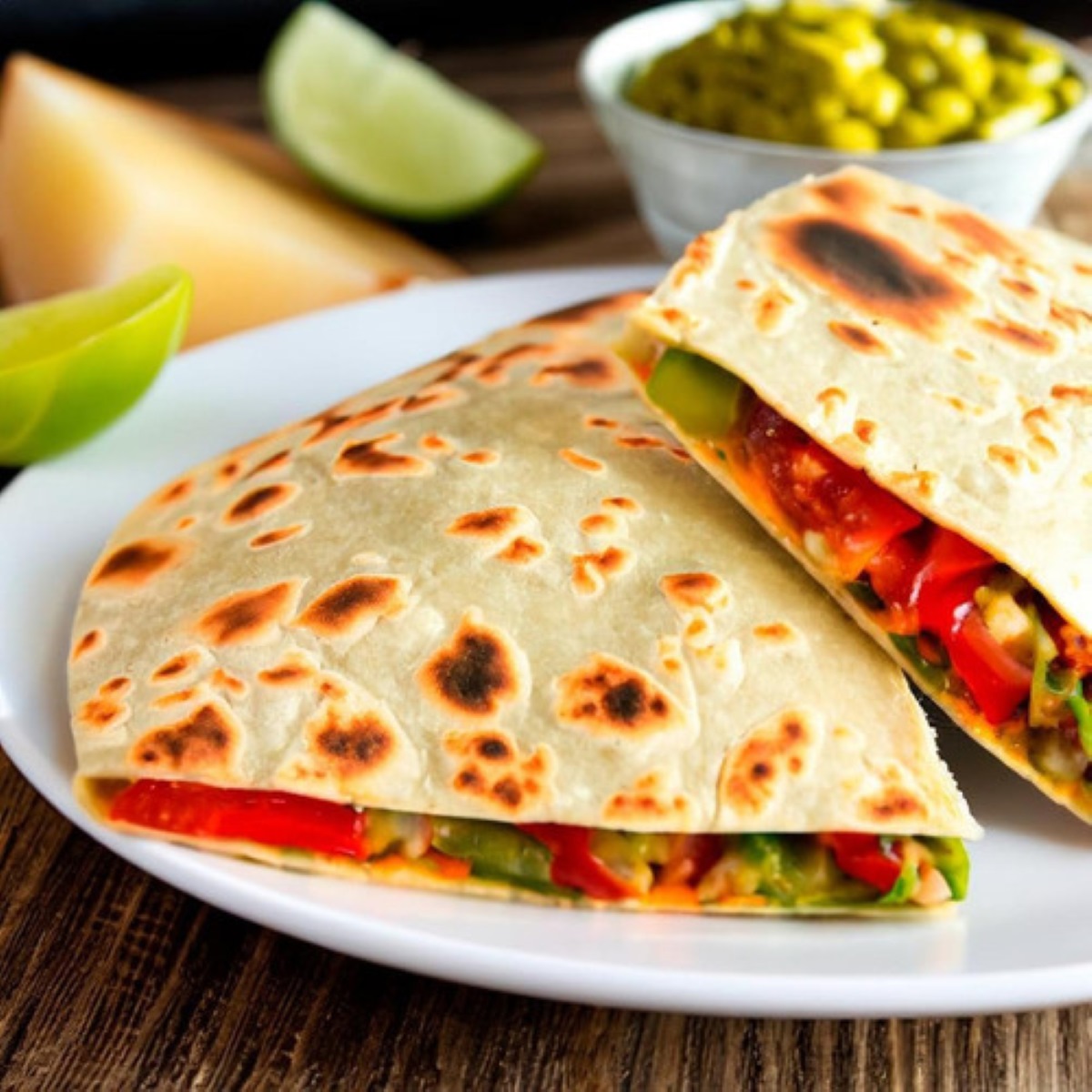 Quesadillera Taurus Osiris 2000 Antiadherente Compacta 127V, blanco.