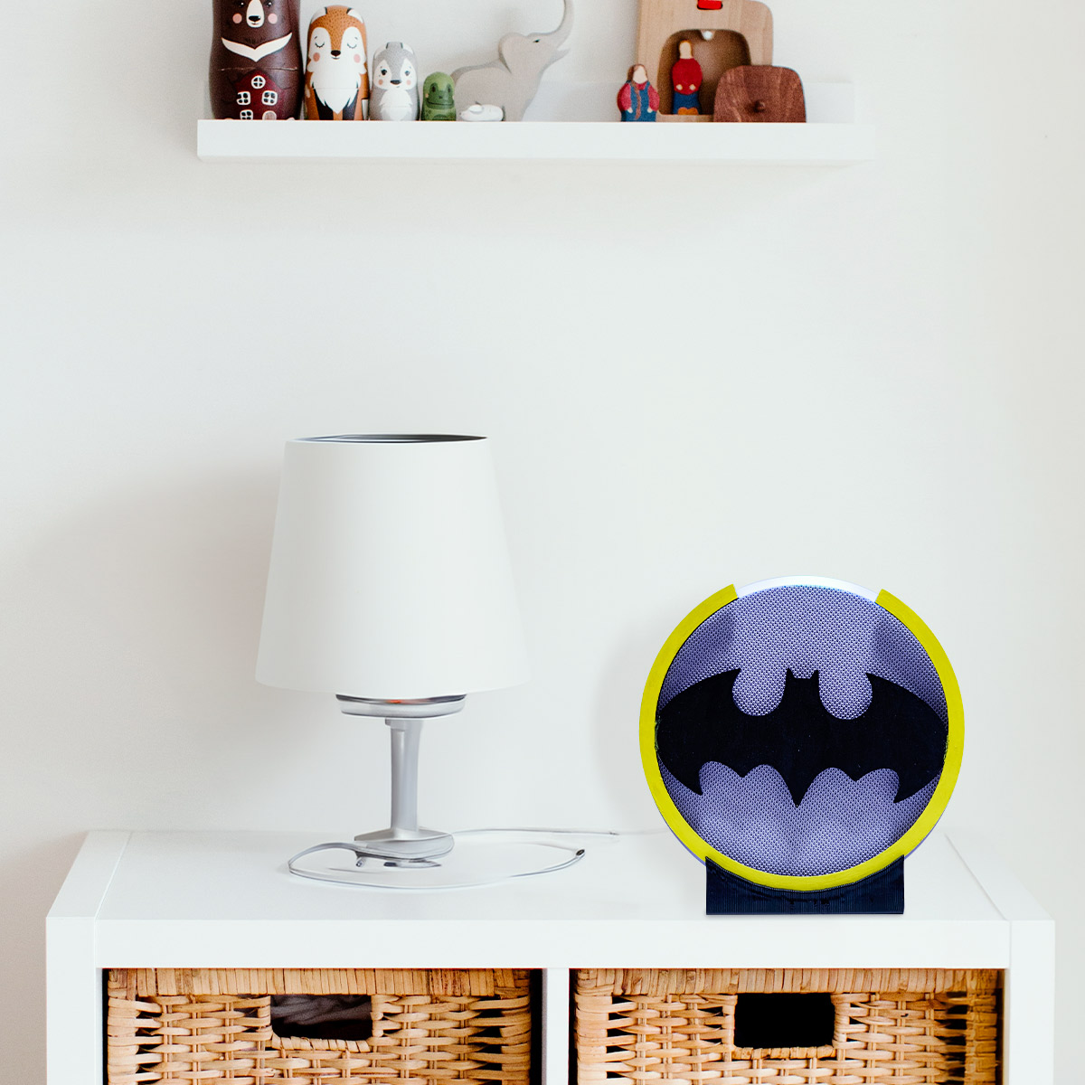 Base  Para Alexa Echo Pop tipo Batman Impremli.