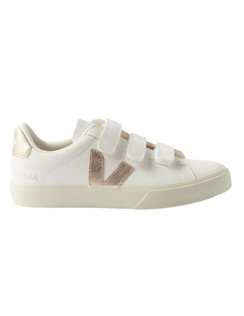 Tenis VEJA de campo para mujer logo dorado talla 24