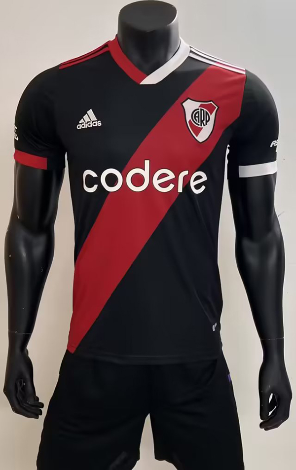 Nuevo! Jersey River Plate 2023/2024 Visita Negro Talla L .