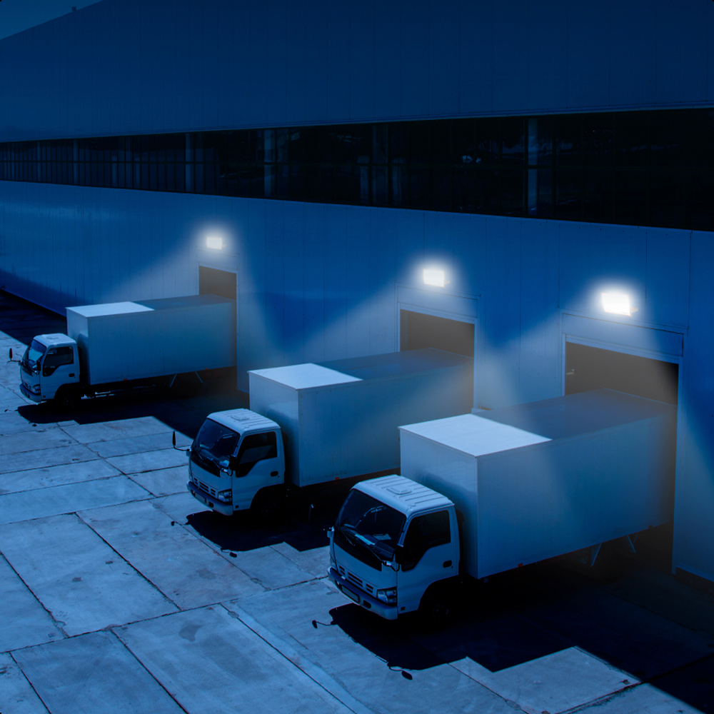 Reflector LED de Alta Potencia 400W Ilumina 48000lm, Luz Neutra, Certificación IP65 para Interiores y Exteriores