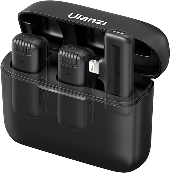 ULANZI J12 Micrófono inalámbrico de Solapa para iPhone iPad, 2-en-1 Plug-Play Mic con Estuche de Carga para el teléfono de grabación de vídeo Entrevista Youtubers Vloggers, 65ft Rango de transmisión.