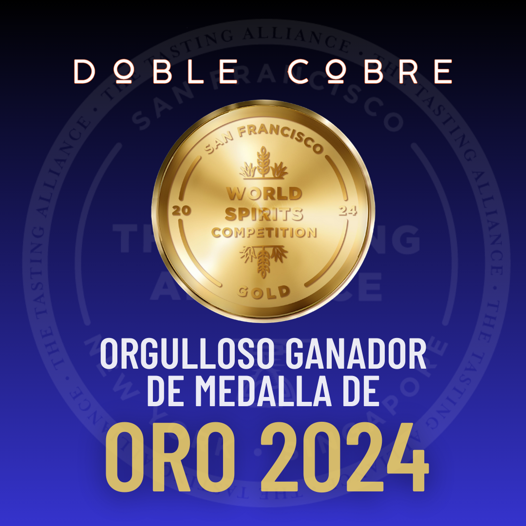 DOBLE COBRE | 3 Botellas de 250 ML | Mezcal Premium | Joven 100% Agave Cenizo DURANGENSIS | 40% Grados de Alcohol | PACK Con Regalo de 2 Jicaras Para Beber Mezcal.