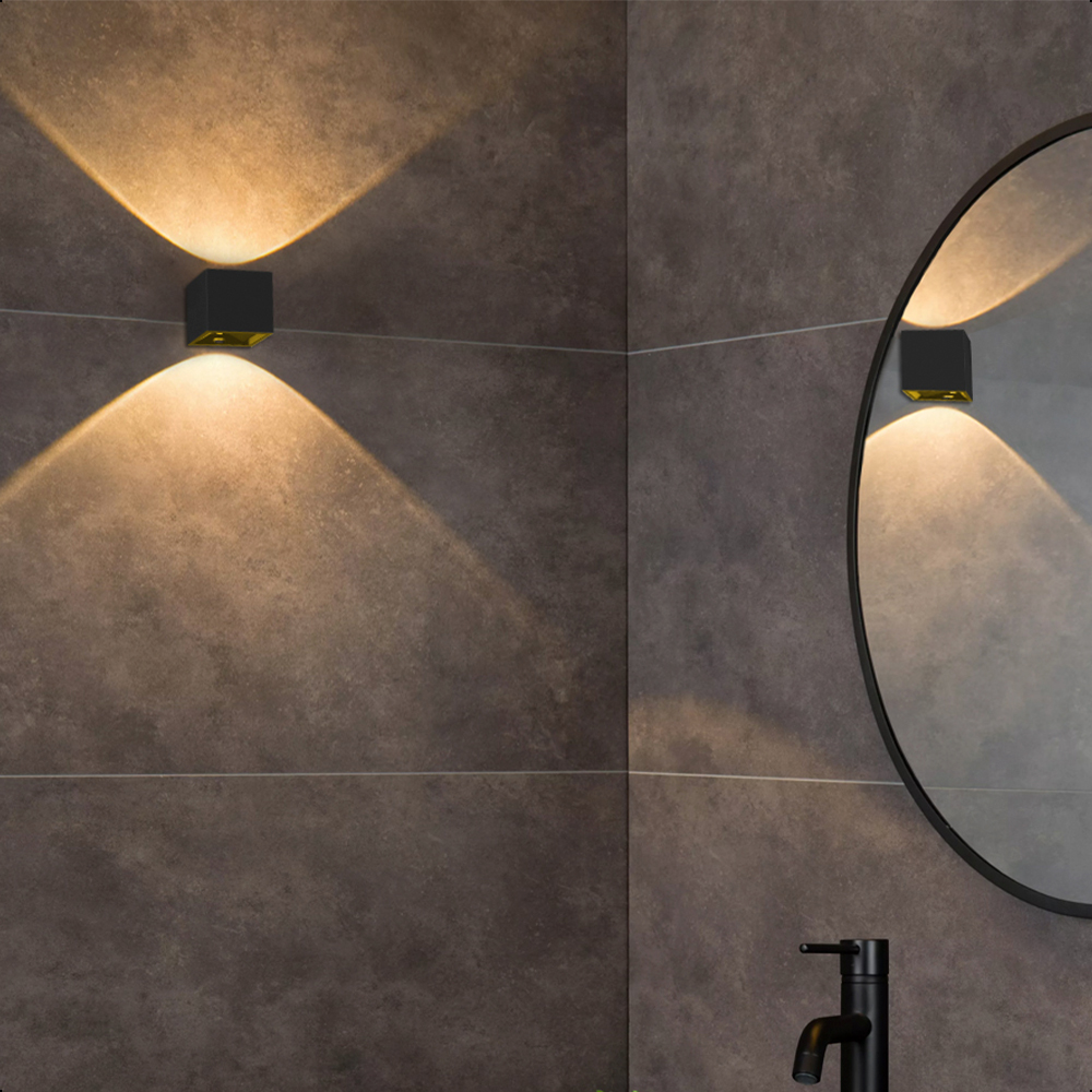 ICON Aplique Decorativo Cubo Negro Haz Ajustable 2w Luz Cálida 3000k Aprueba de agua IP65