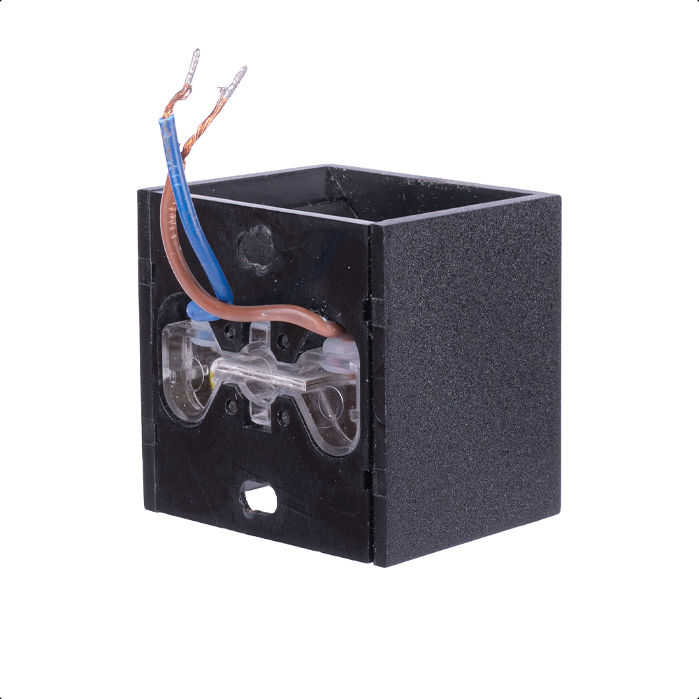 ICON Aplique Decorativo Cubo Negro Haz Ajustable 2w Luz Cálida 3000k Aprueba de agua IP65